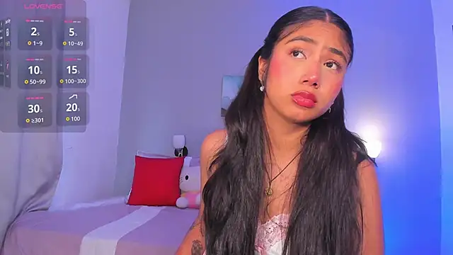 Snapshot of KimTayloor1 chatting on 21, 11, 2025 KimTayloor1 online show from 21, 11, 2025