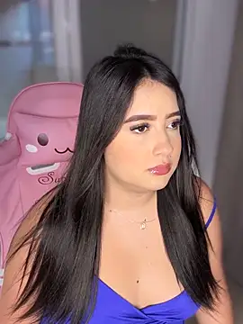 Snapshot of Emiily_Moore1 chatting on 9, 9, 2025 Emiily Moore1 online show from 9, 9, 2025