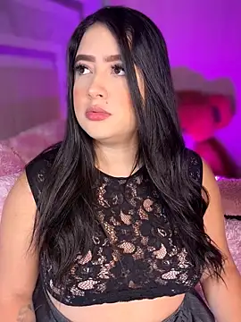 Snapshot of Emiily_Moore1 chatting on 1, 10, 2025 Emiily Moore1 online show from 1, 10, 2025