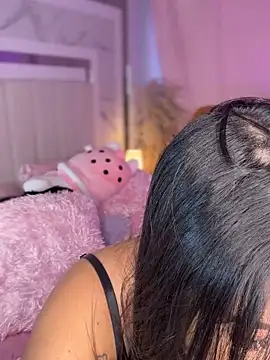 Snapshot of Emiily_Moore1 chatting on 11, 10, 2025 Emiily Moore1 online show from 11, 10, 2025