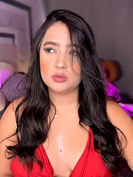 Snapshot of Emiily_Moore1 chatting on 4, 12, 2025 Emiily Moore1 online show from 4, 12, 2025