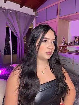 Snapshot of Emiily_Moore1 chatting on 5, 12, 2025 Emiily Moore1 online show from 5, 12, 2025