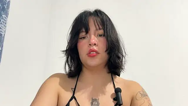 Snapshot of aliciia_23 chatting on 11, 10, 2025 aliciia 23 online show from 11, 10, 2025