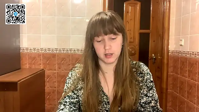 MaroonMoon  online show from 11, 11, 2025