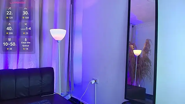 Snapshot of Cat_Kiss chatting on 2, 10, 2025 Cat Kiss online show from 2, 10, 2025