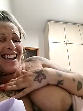 canariamorbosa online show from 5, 10, 2025