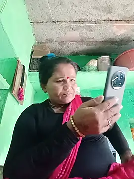 Manavi x online show from 8, 7, 2026