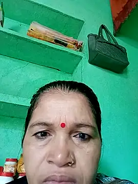Manavi x online show from 3, 8, 2026