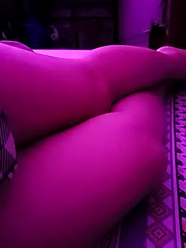 Snapshot of Night_nice12 chatting on 25, 9, 2025 Night nice12 online show from 25, 9, 2025