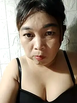 Snapshot of Lyly_nuce chatting on 30, 9, 2025 Lyly nuce online show from 30, 9, 2025