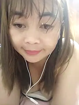 Snapshot of Lyly_nuce chatting on 25, 10, 2025 Lyly nuce online show from 25, 10, 2025