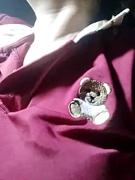 Snapshot of Lyly_nuce chatting on 10, 11, 2025 Lyly nuce online show from 10, 11, 2025