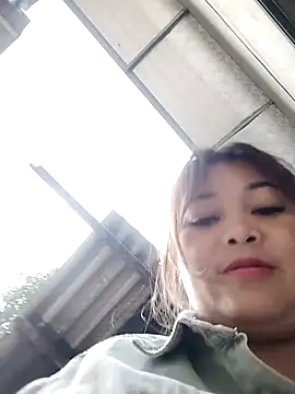 Snapshot of Lyly_nuce chatting on 15, 11, 2025 Lyly nuce online show from 15, 11, 2025