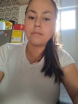 camila-titis online show from 7, 6, 2026