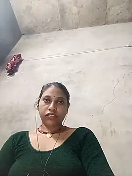 Snapshot of Sandhya_x chatting on 15, 9, 2025 Sandhya x online show from 15, 9, 2025