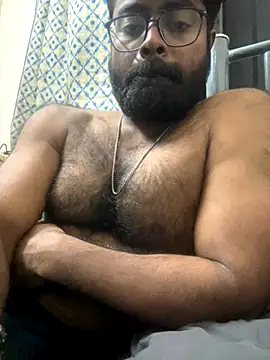 Snapshot of DJLOVE280825 chatting on 28, 10, 2025 DJLOVE280825 online show from 28, 10, 2025