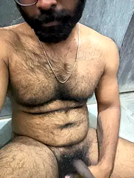 Snapshot of DJLOVE280825 chatting on 2, 11, 2025 DJLOVE280825 online show from 2, 11, 2025