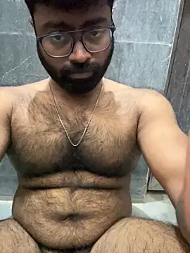 Snapshot of DJLOVE280825 chatting on 23, 11, 2025 DJLOVE280825 online show from 23, 11, 2025