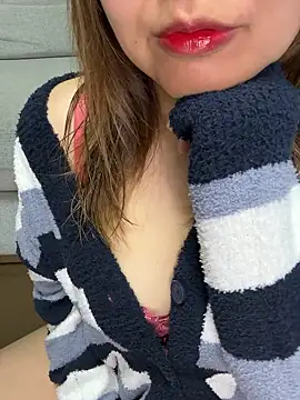 xxx yuna xxx online show from 13, 12, 2025