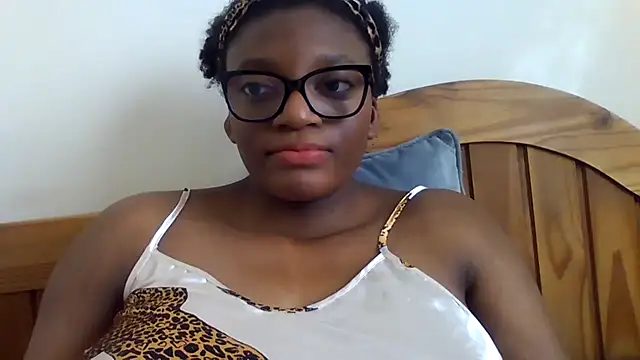 SexyGemBeautyX online show from 8, 9, 2025