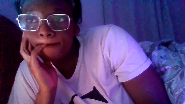 SexyGemBeautyX online show from 23, 11, 2025