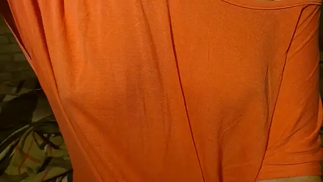 Snapshot of LorraineOSun chatting on 17, 6, 2026 LorraineOSun online show from 17, 6, 2026