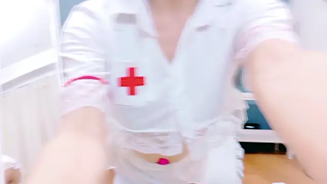 RIRI-style online show from 9, 11, 2025