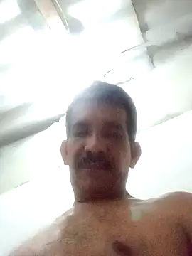Snapshot of Srsexy18cm chatting on 18, 10, 2025 Srsexy18cm online show from 18, 10, 2025