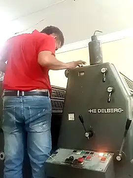 Snapshot of Srsexy18cm chatting on 12, 11, 2025 Srsexy18cm online show from 12, 11, 2025