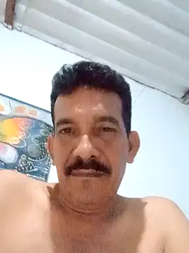 Snapshot of Srsexy18cm chatting on 2, 12, 2025 Srsexy18cm online show from 2, 12, 2025