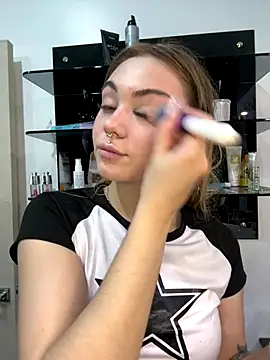 LunaMillie online show from 21, 10, 2025