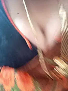 Snapshot of Geetha227 chatting on 15, 4, 2026 Geetha227 online show from 15, 4, 2026
