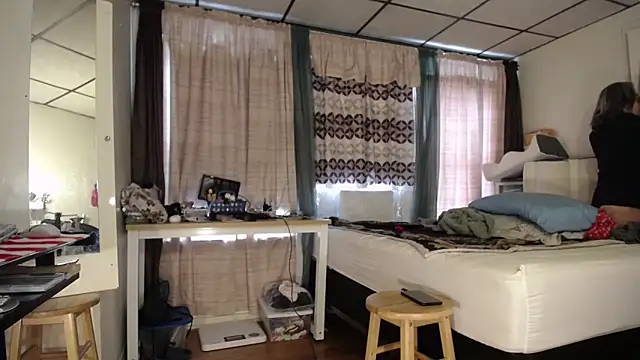 Snapshot of ANALTRAINING4U2 chatting on 6, 3, 2025 ANALTRAINING4U2 online show from 6, 3, 2025