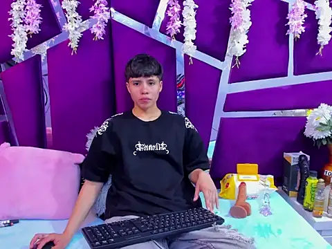 Bruno Cruzz online show from 19, 11, 2025