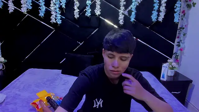 Bruno Cruzz online show from 11, 2, 2026