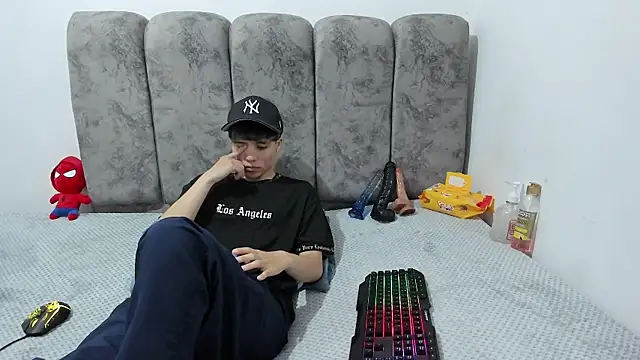 Bruno Cruzz online show from 13, 5, 2026