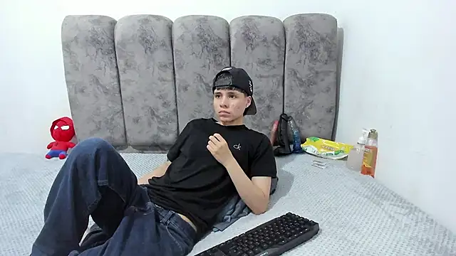 Bruno Cruzz online show from 13, 6, 2026