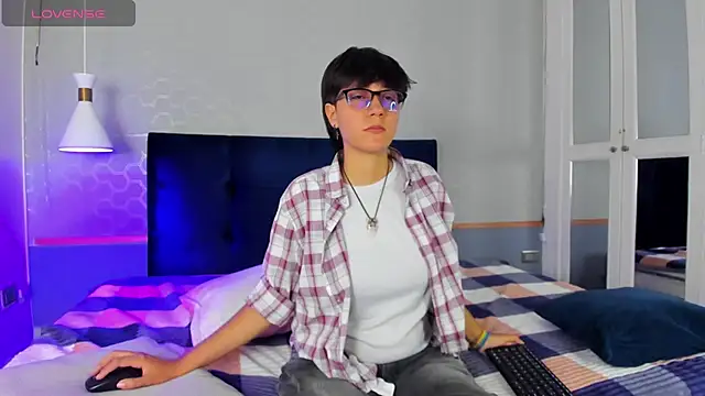 Snapshot of Tsuki_Maru chatting on 16, 9, 2025 Tsuki Maru online show from 16, 9, 2025