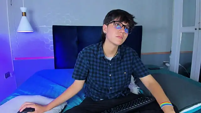 Snapshot of Tsuki_Maru chatting on 18, 9, 2025 Tsuki Maru online show from 18, 9, 2025