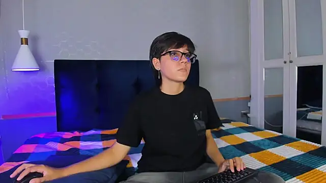 Snapshot of Tsuki_Maru chatting on 25, 9, 2025 Tsuki Maru online show from 25, 9, 2025