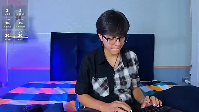 Snapshot of Tsuki_Maru chatting on 10, 10, 2025 Tsuki Maru online show from 10, 10, 2025