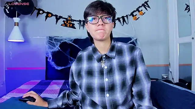 Snapshot of Tsuki_Maru chatting on 23, 10, 2025 Tsuki Maru online show from 23, 10, 2025