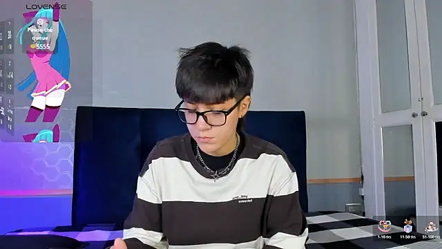 Snapshot of Tsuki_Maru chatting on 24, 11, 2025 Tsuki Maru online show from 24, 11, 2025