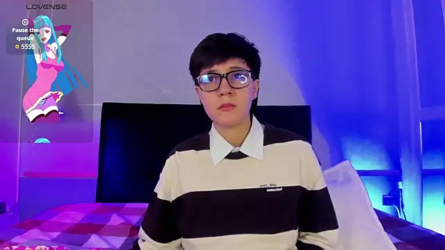 Snapshot of Tsuki_Maru chatting on 19, 12, 2025 Tsuki Maru online show from 19, 12, 2025