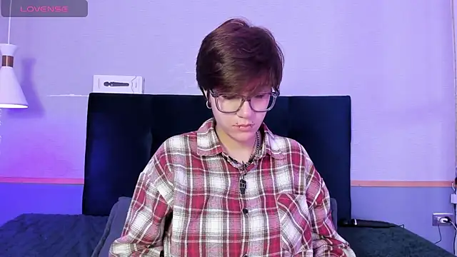 Tsuki Maru online show from 6, 3, 2026