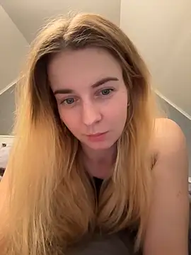 ellieen online show from 14, 10, 2025