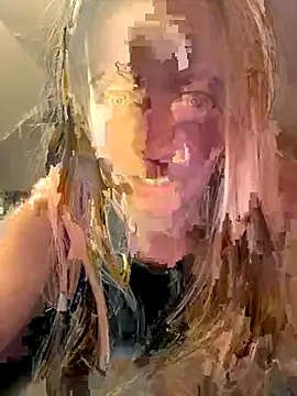 ellieen online show from 5, 11, 2025