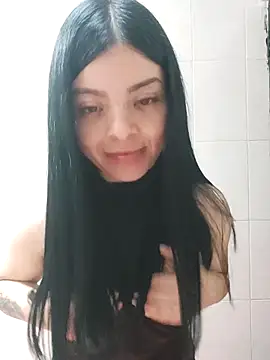 LunaJacobs online show from 22, 4, 2026