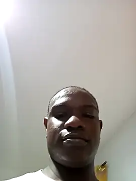 Snapshot of MackMacKenzie chatting on 6, 10, 2025 MackMacKenzie online show from 6, 10, 2025