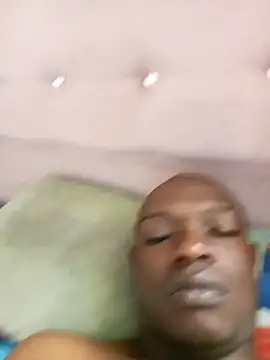 Snapshot of MackMacKenzie chatting on 2, 2, 2026 MackMacKenzie online show from 2, 2, 2026